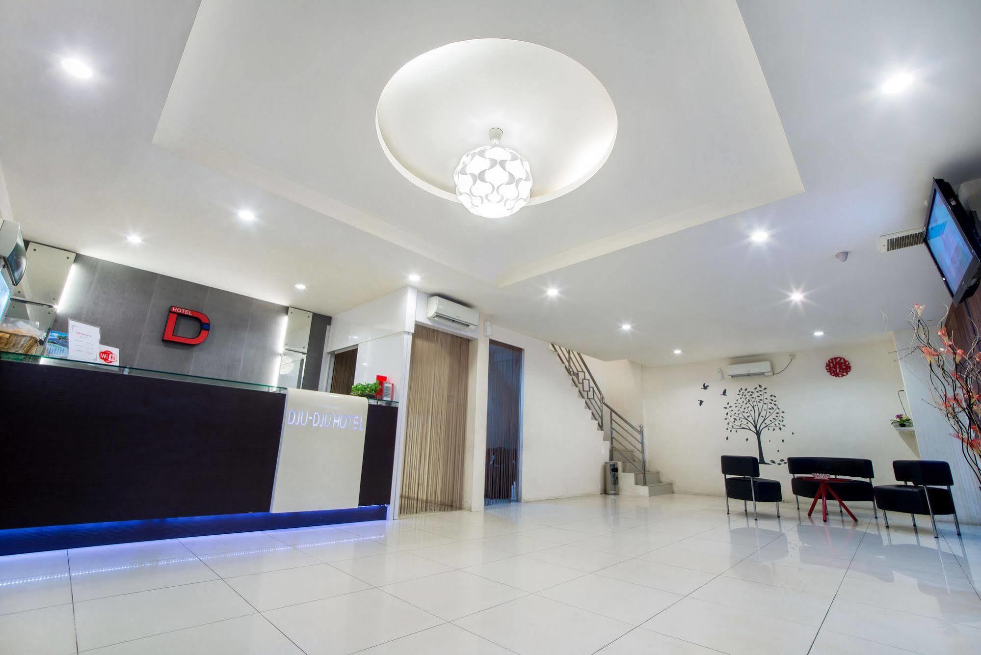 Dju Dju Hotel Batam Esterno foto