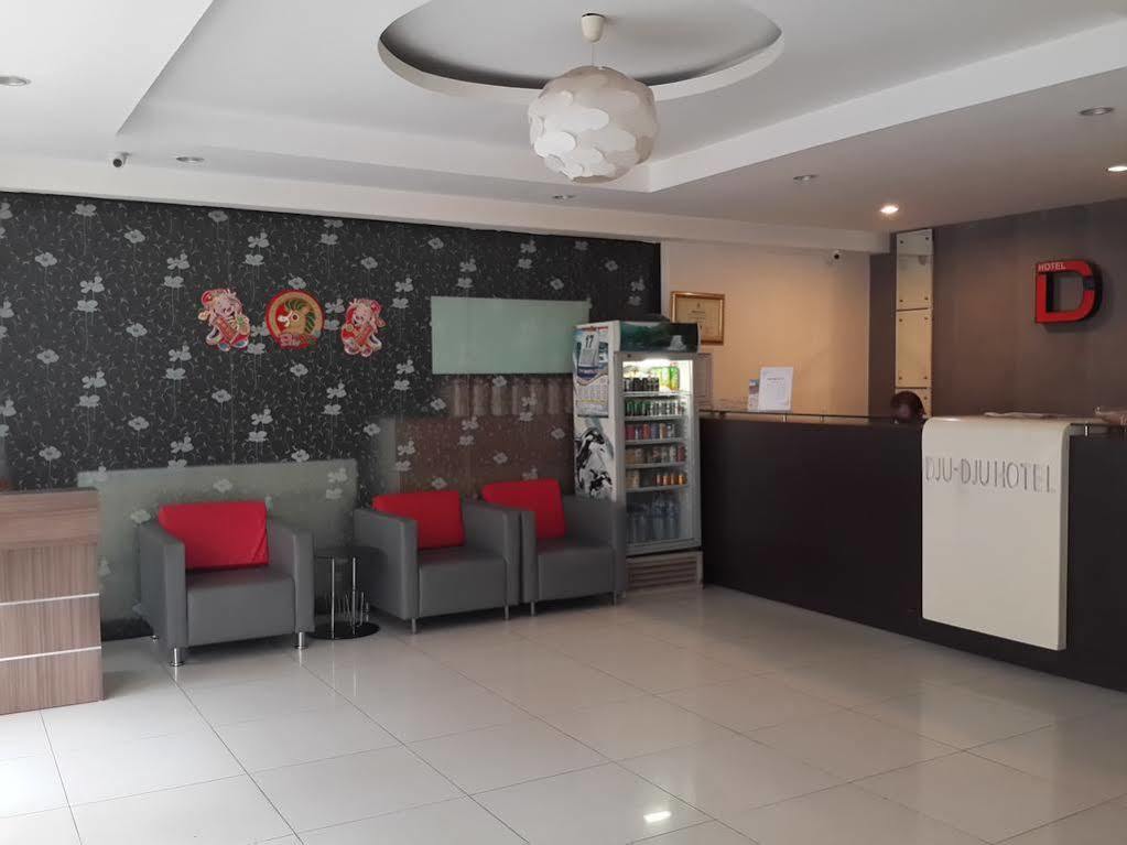 Dju Dju Hotel Batam Esterno foto